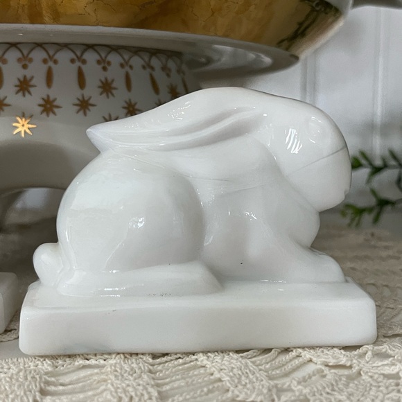 Vintage Heisey Glass Rabbit Bookends White Opal Milk Glass MCM Weighted Pair - Picture 12 of 16